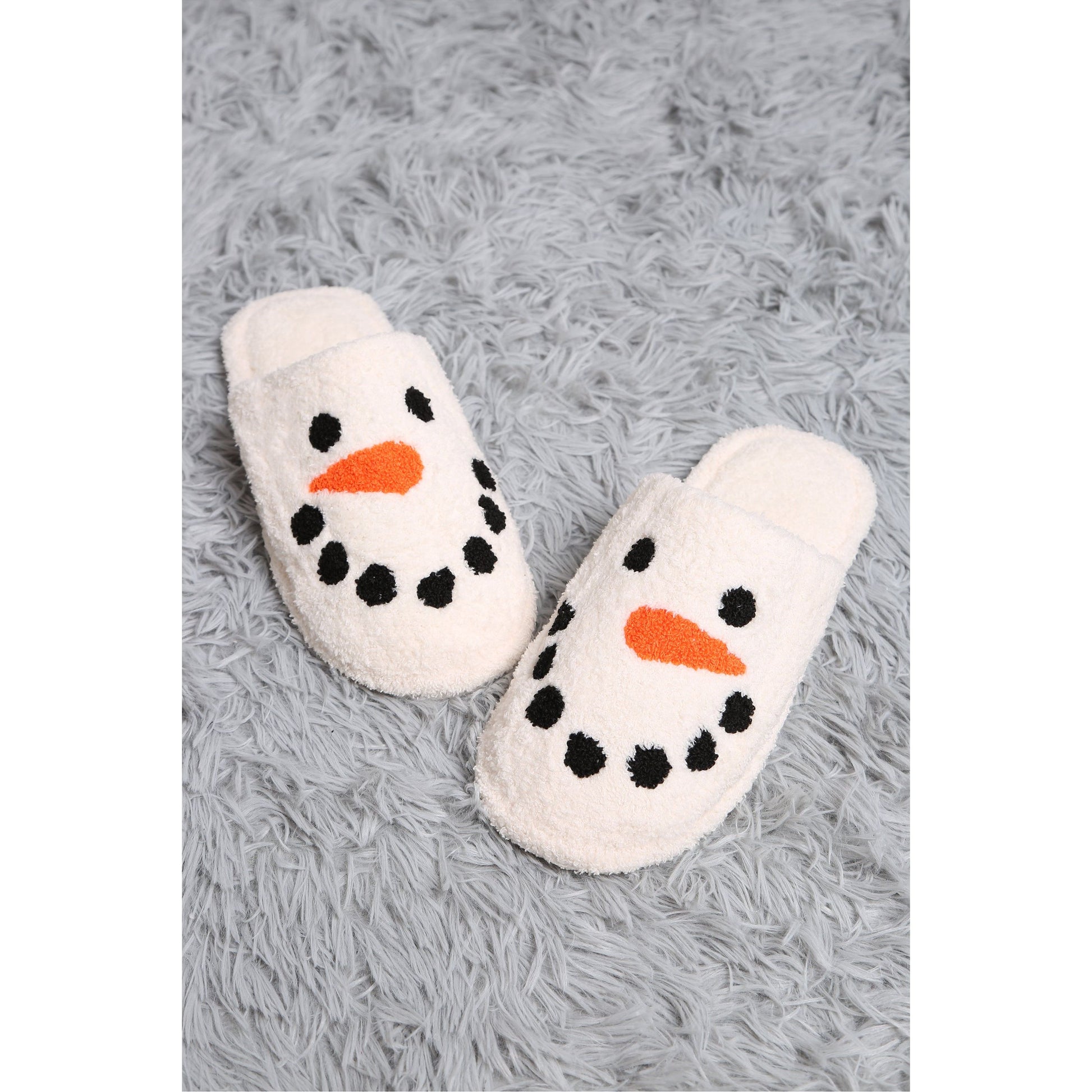 Snowman Embroidered Slipper - Desert Dreams Boutique