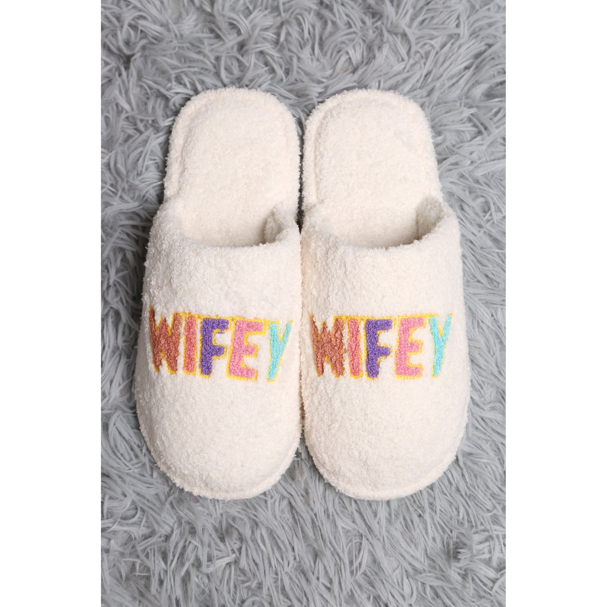 Wifey Embroidered Slipper - Desert Dreams Boutique