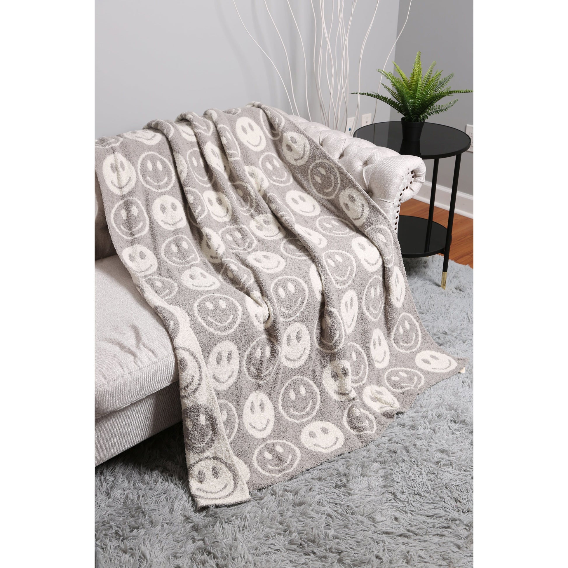 Cozy Collection Smiley Throw Blanket - Desert Dreams Boutique