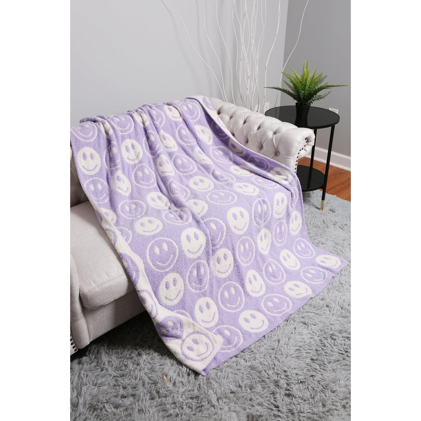 Cozy Collection Smiley Throw Blanket - Desert Dreams Boutique